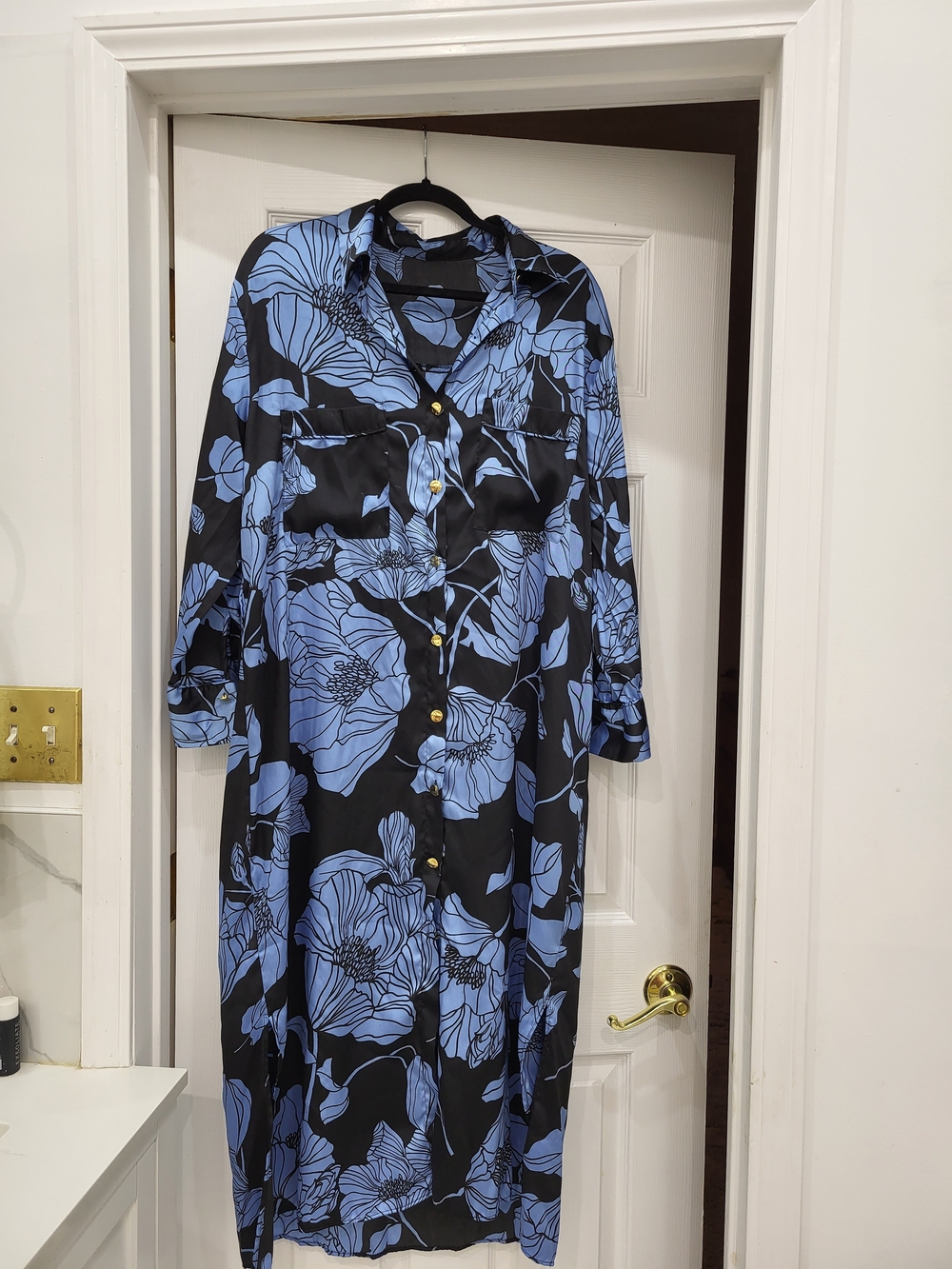 Zara Black & Blue Floral Button-Front Shirt Dress.